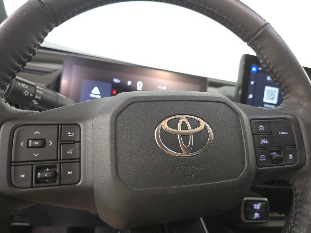 Used 2026  Toyota XSE image 22