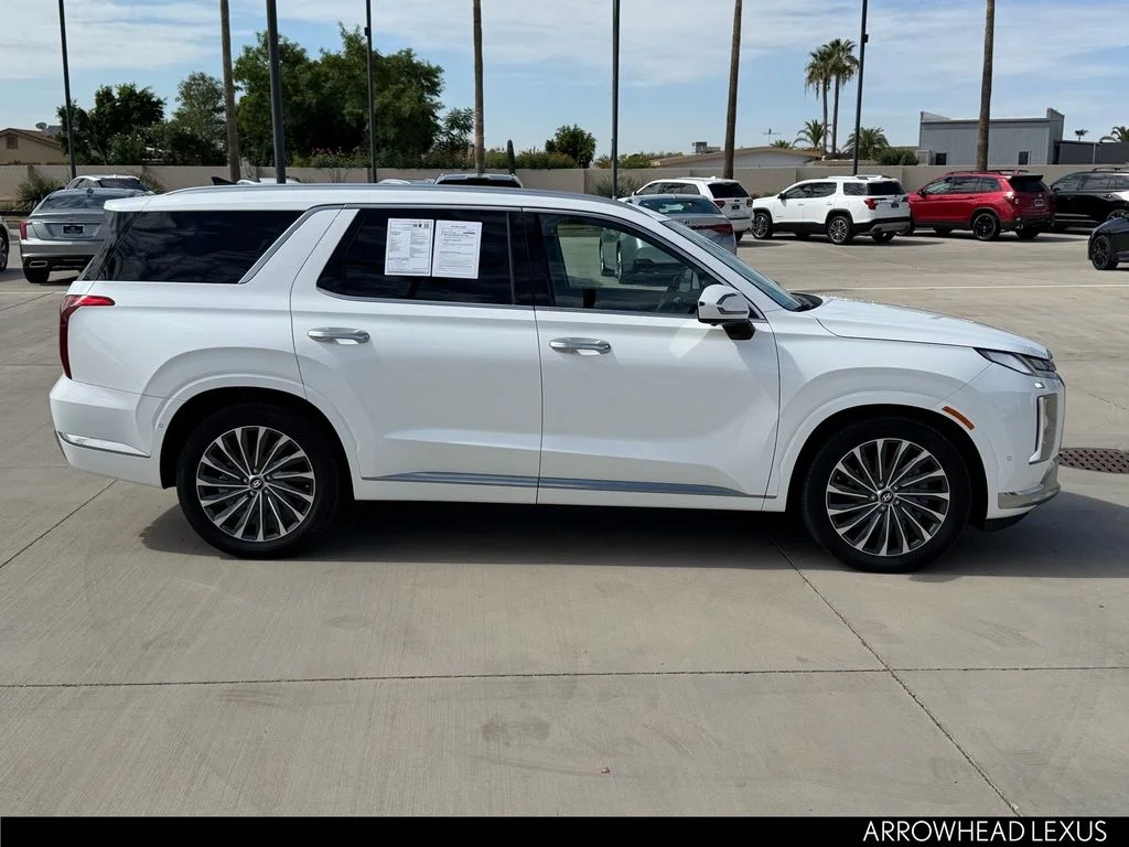Used 2023 White Hyundai Calligraphy image 8