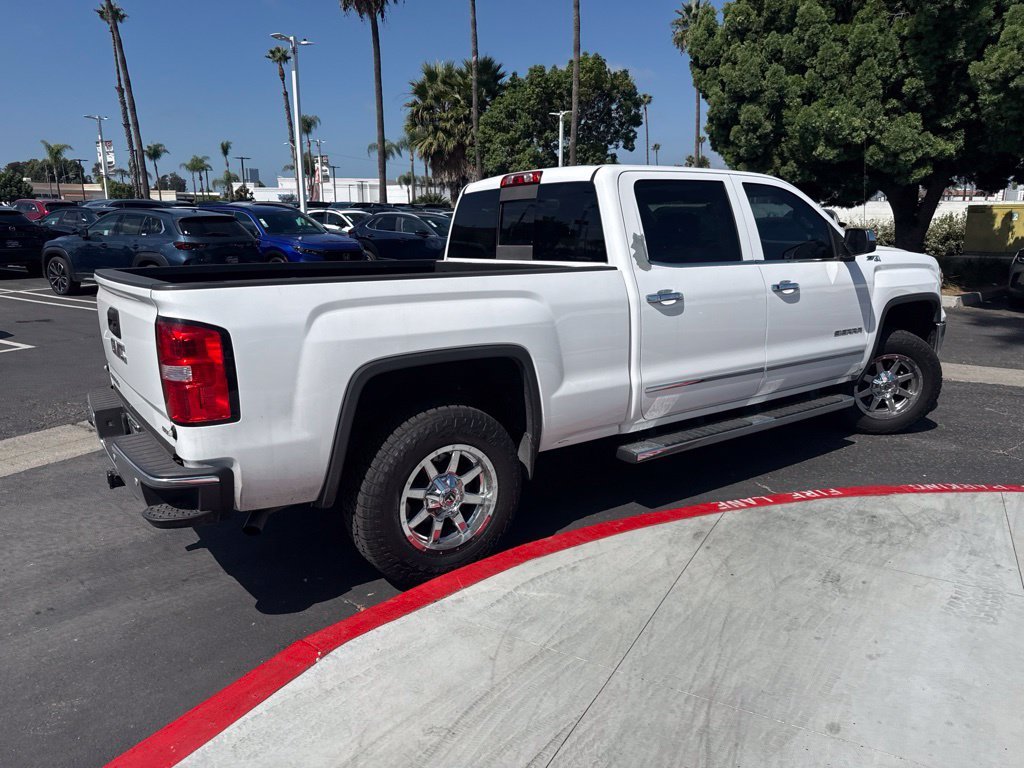Used 2014 White GMC SLT image 28
