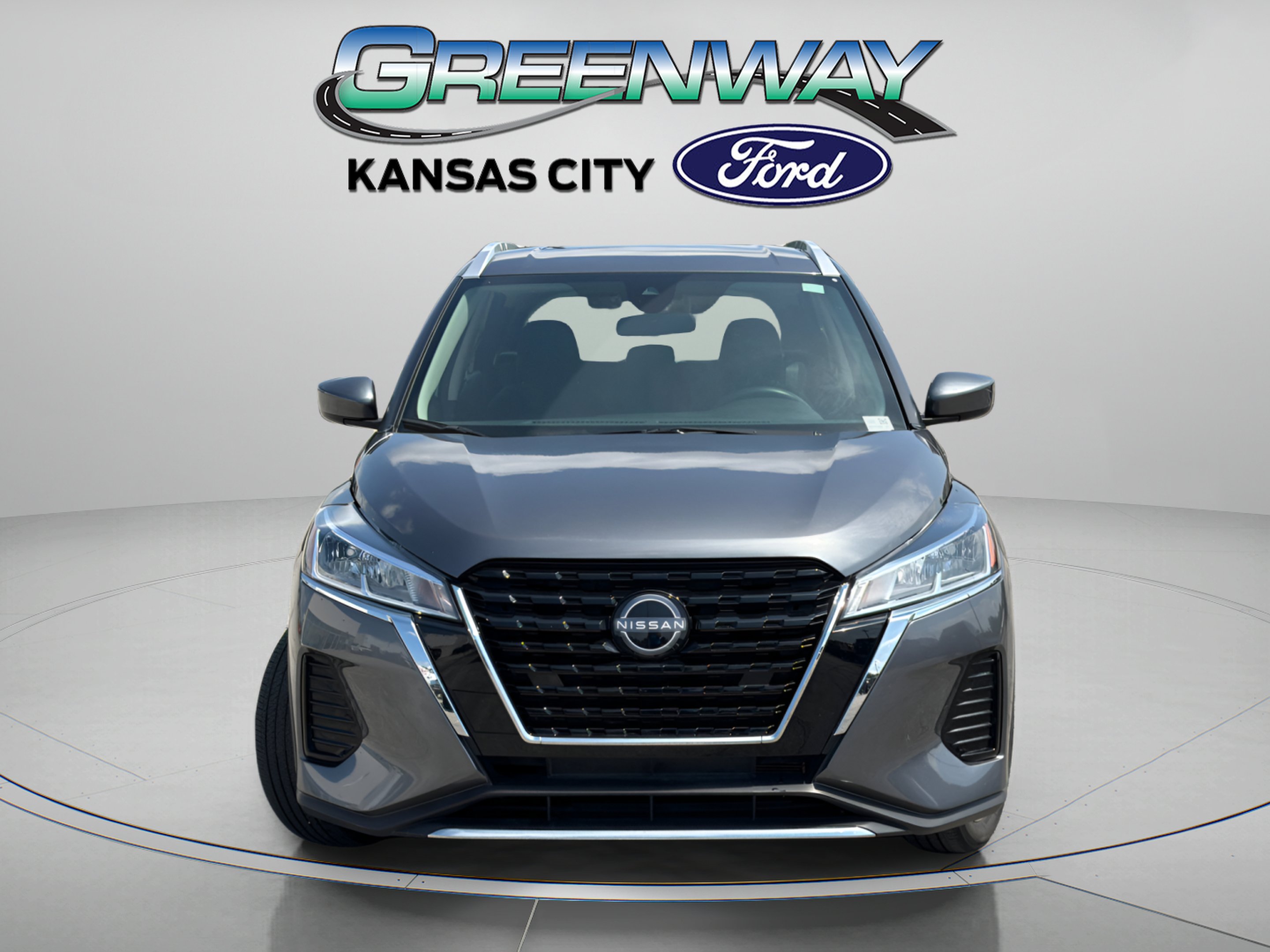 Used 2024 Nissan Kicks SV with VIN 3N1CP5CVXRL566781 for sale in Kansas City