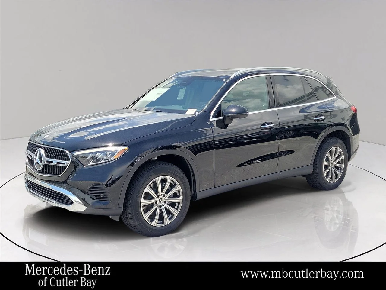 New 2026 Black Mercedes-Benz GLC 300 image 1