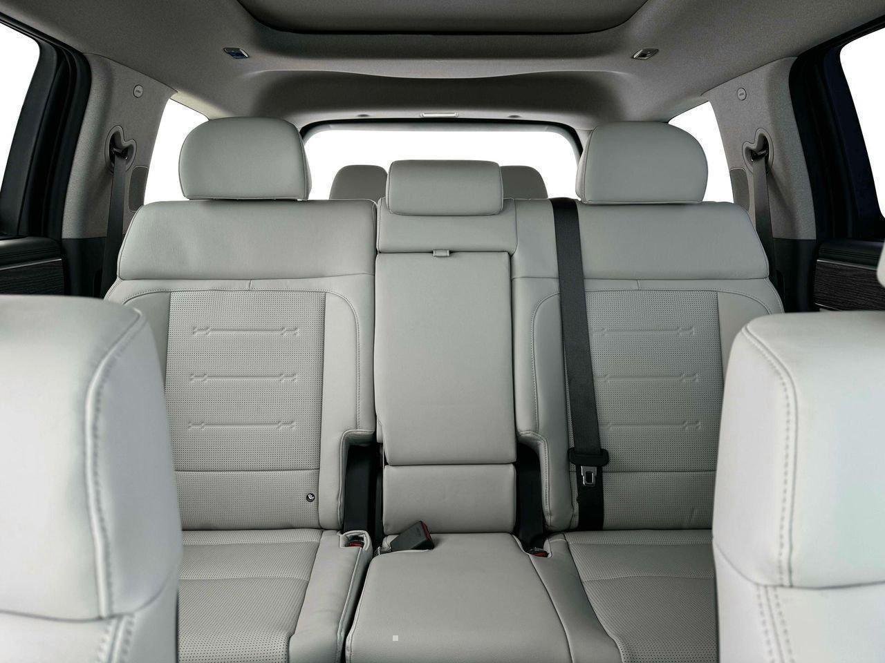New 2026 White Hyundai Limited AWD image 16