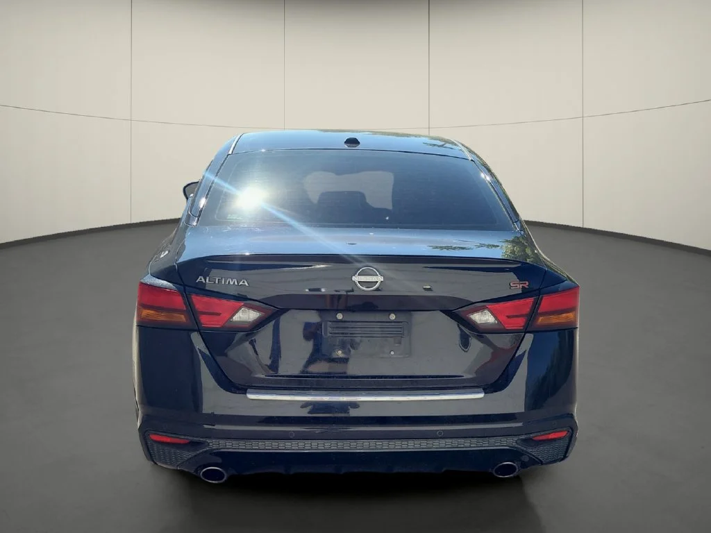 Used 2023 Black Nissan 2.5 SR image 6
