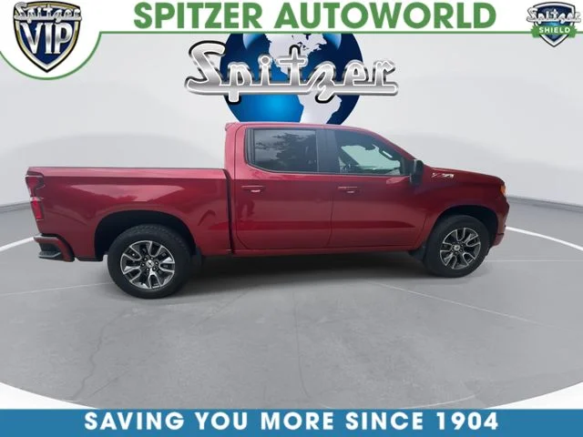 Used 2023 Red Chevrolet RST image 11