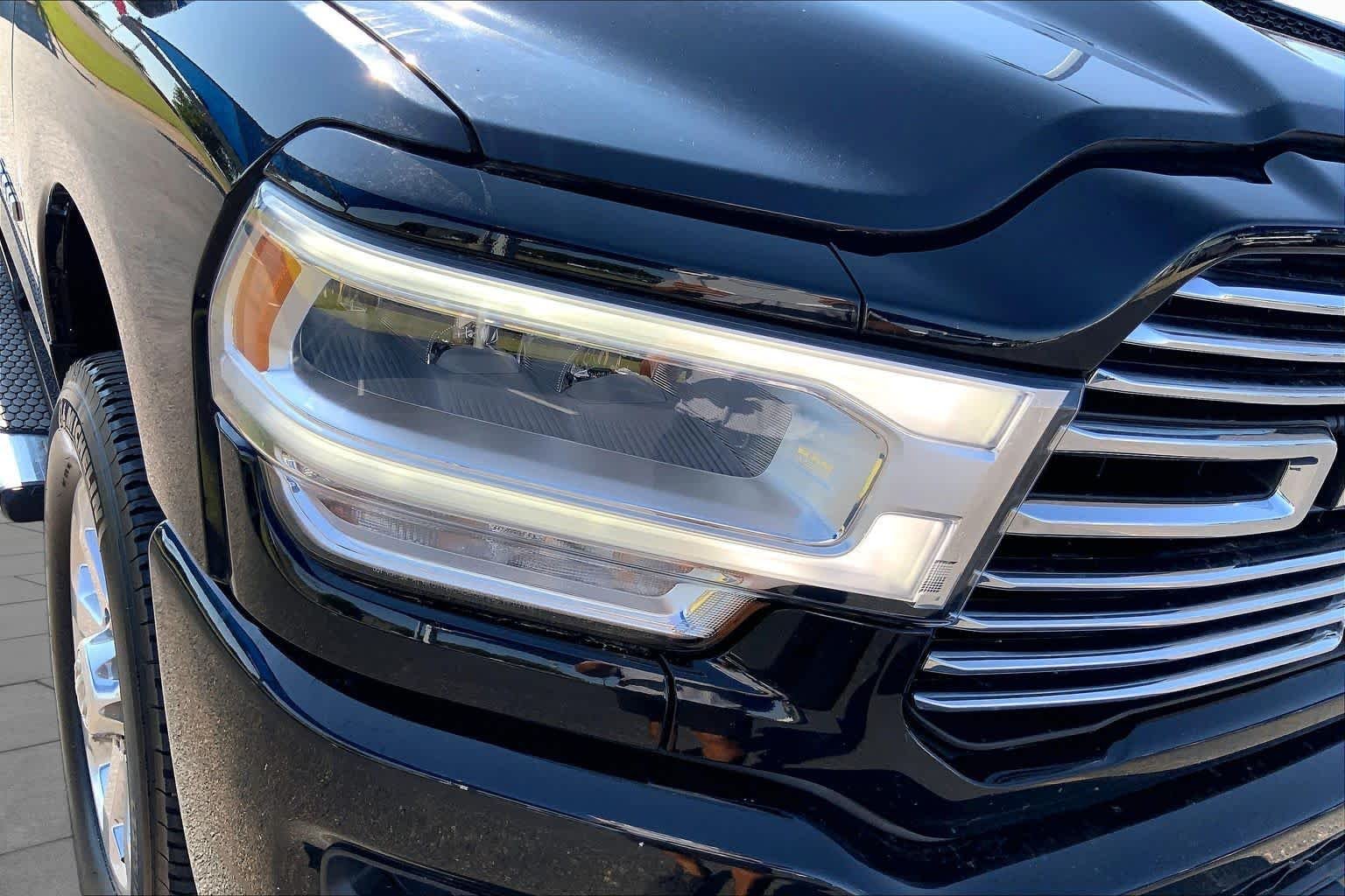 Used 2023 Diamond Black Crystal Pearlcoat Ram Laramie image 27