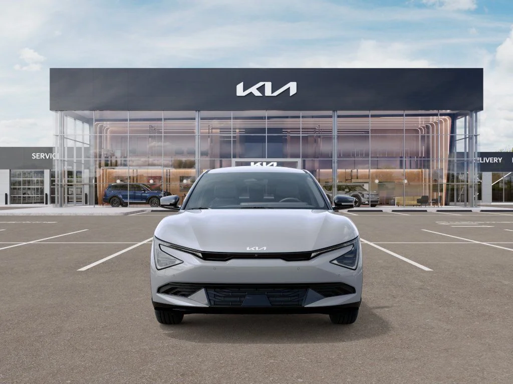 New 2026 Wolf Gray Kia Light image 2