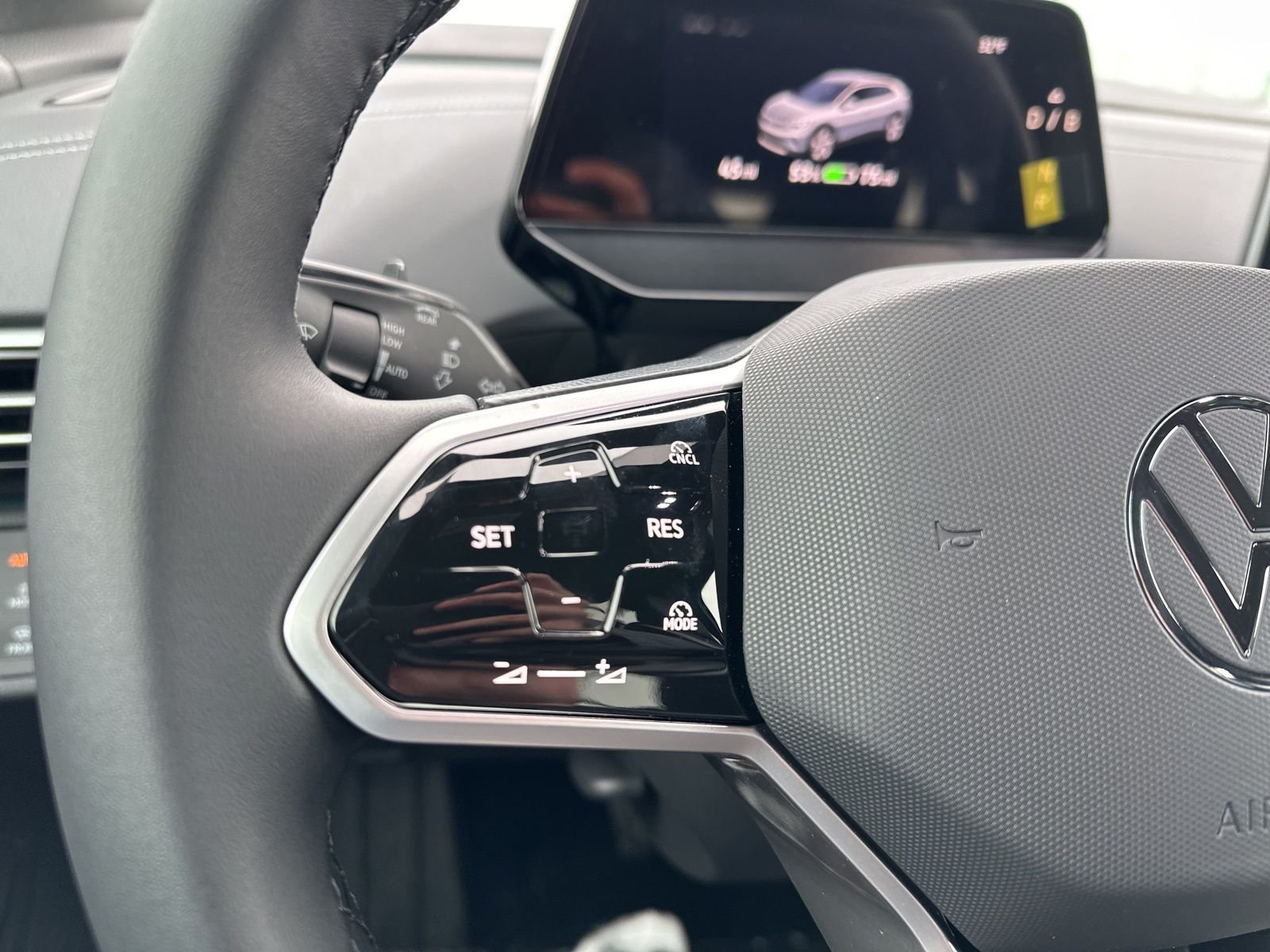 New 2026 Black Volkswagen Pro image 39