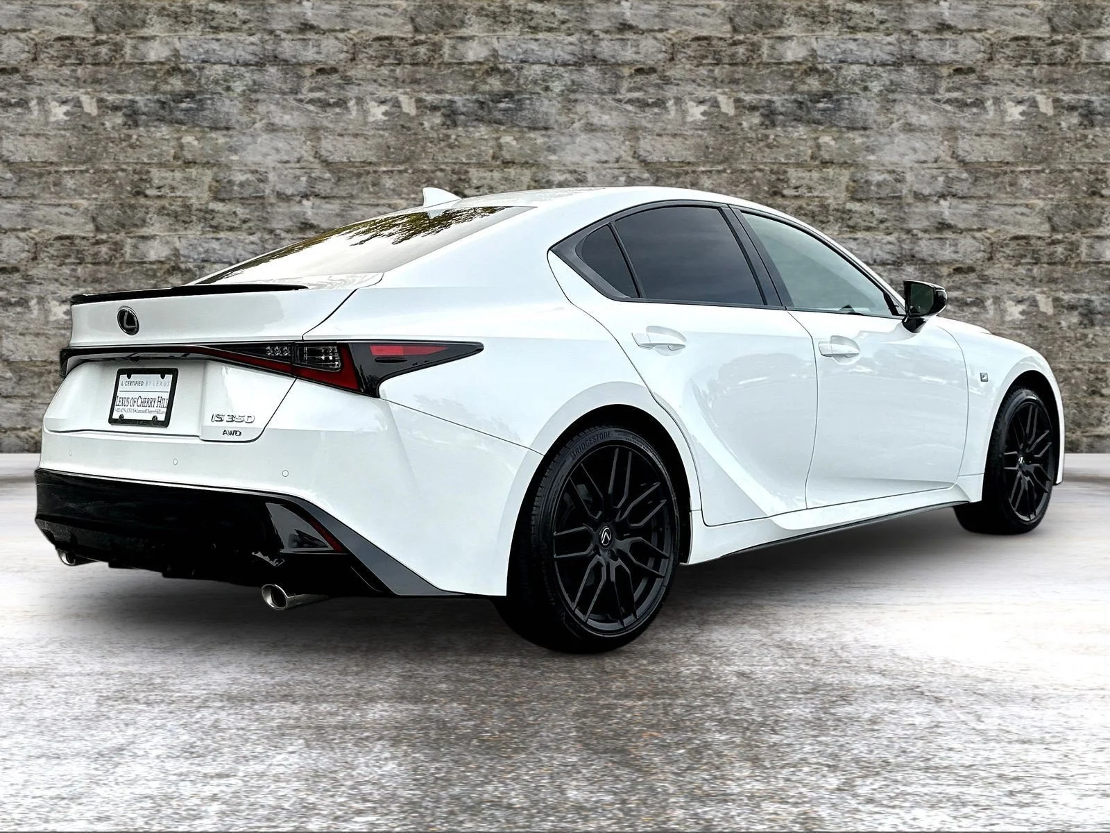 Certified Used 2024 White Lexus  image 7