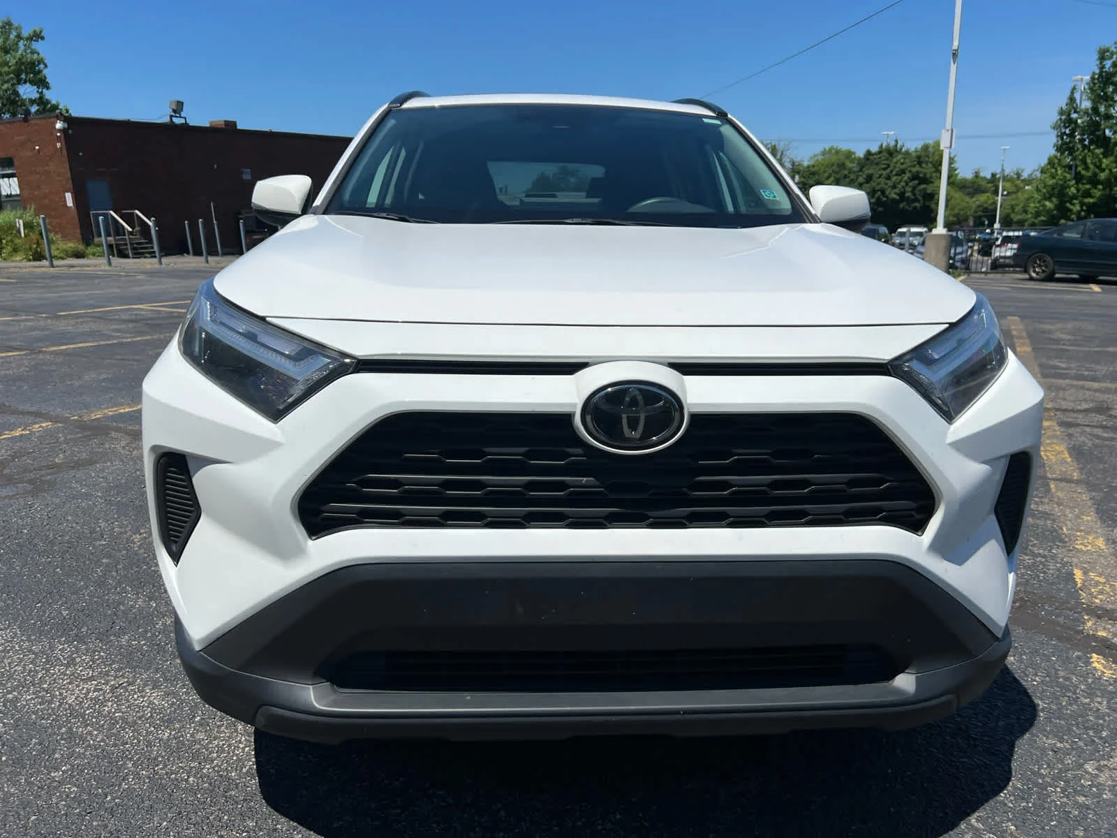 Used 2023 Ice Cap Toyota XLE image 6