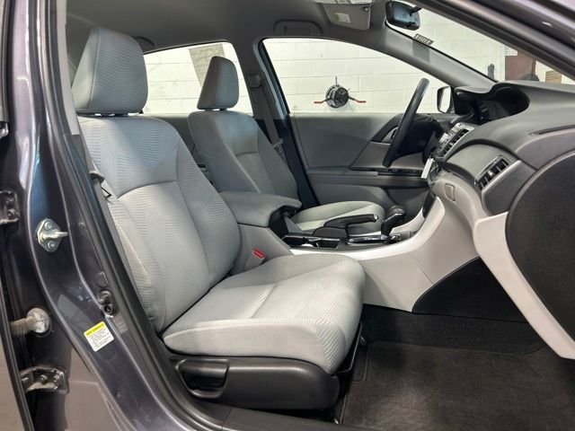 Used 2015 Modern Steel Metallic Honda LX image 11