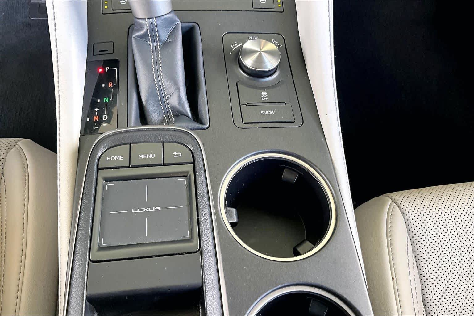 Used 2015 Infrared Lexus  image 33