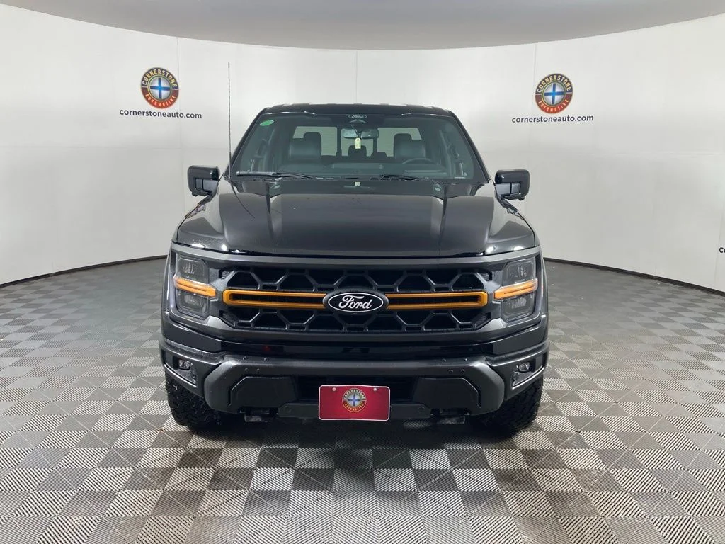 New 2025 Agate Black Metallic Ford Tremor® image 17