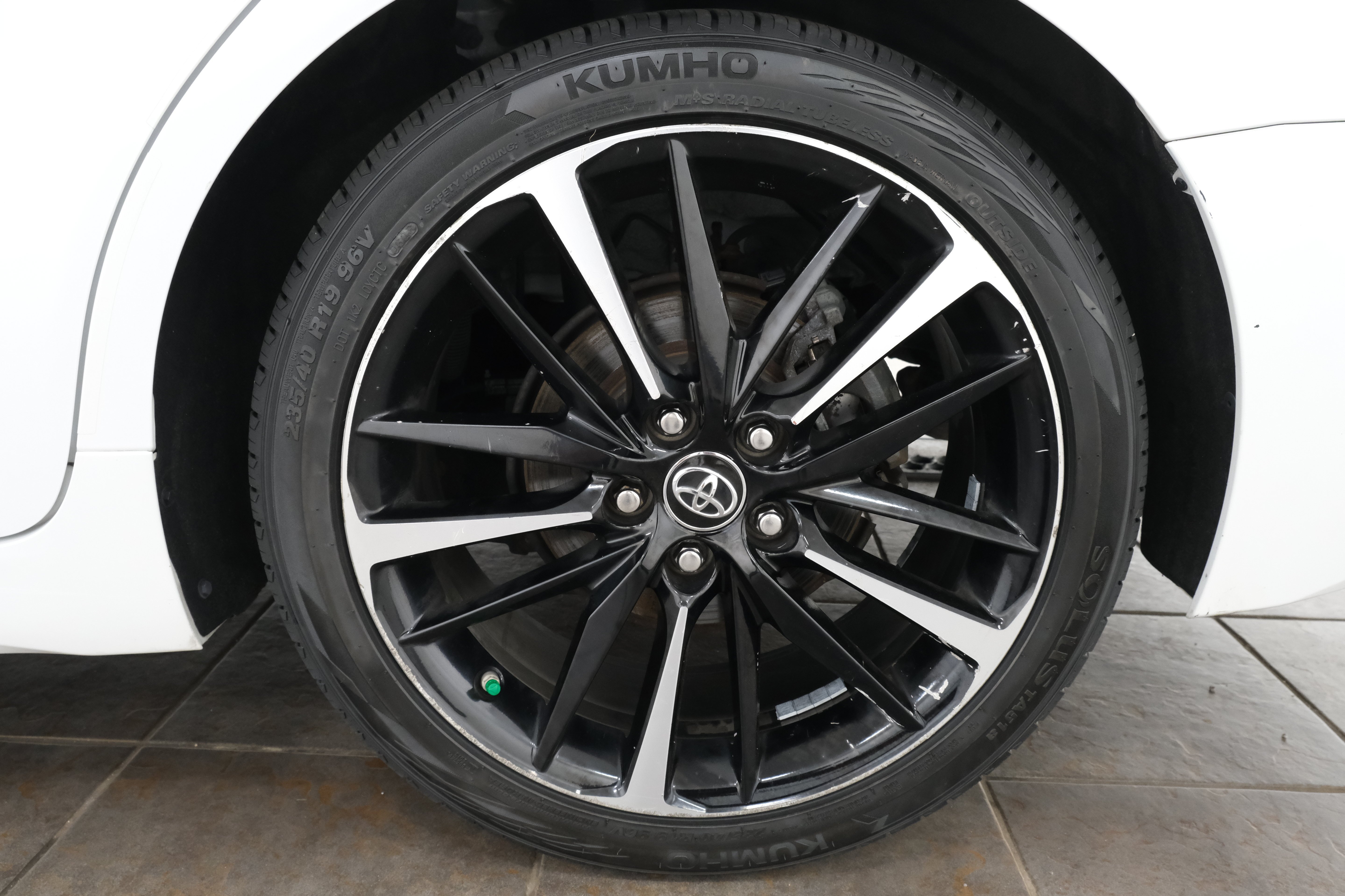 Certified Used 2019 Wind Chill Pearl Toyota XSE image 37
