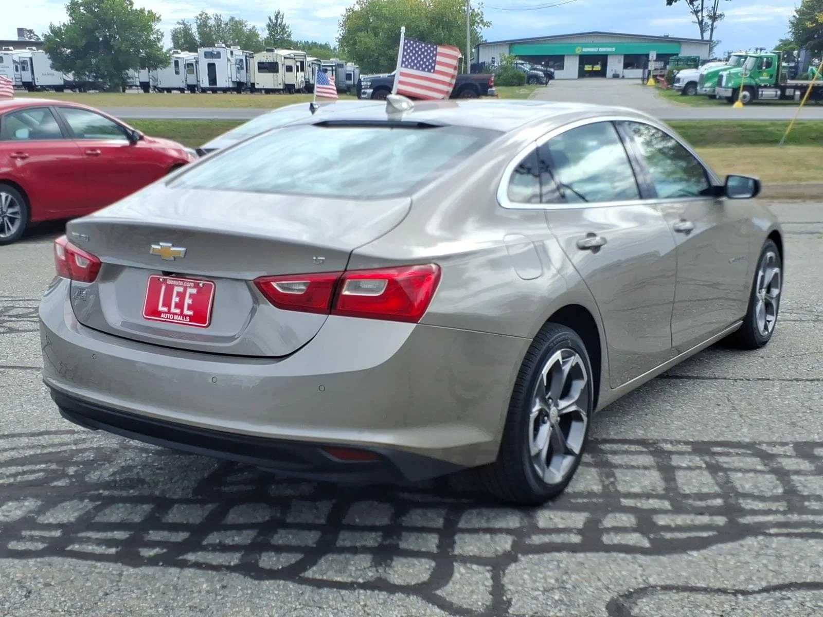 Used 2024 Mineral Gray Metallic Chevrolet LT image 4
