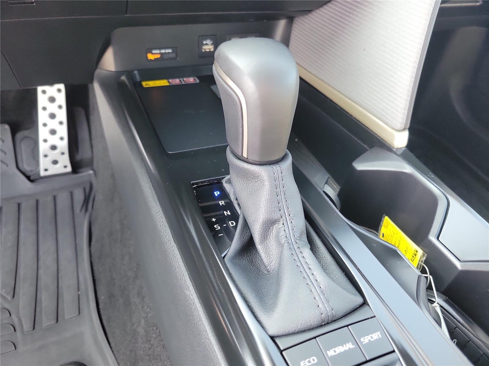 Used 2026 Underground TOYOTA SE image 32