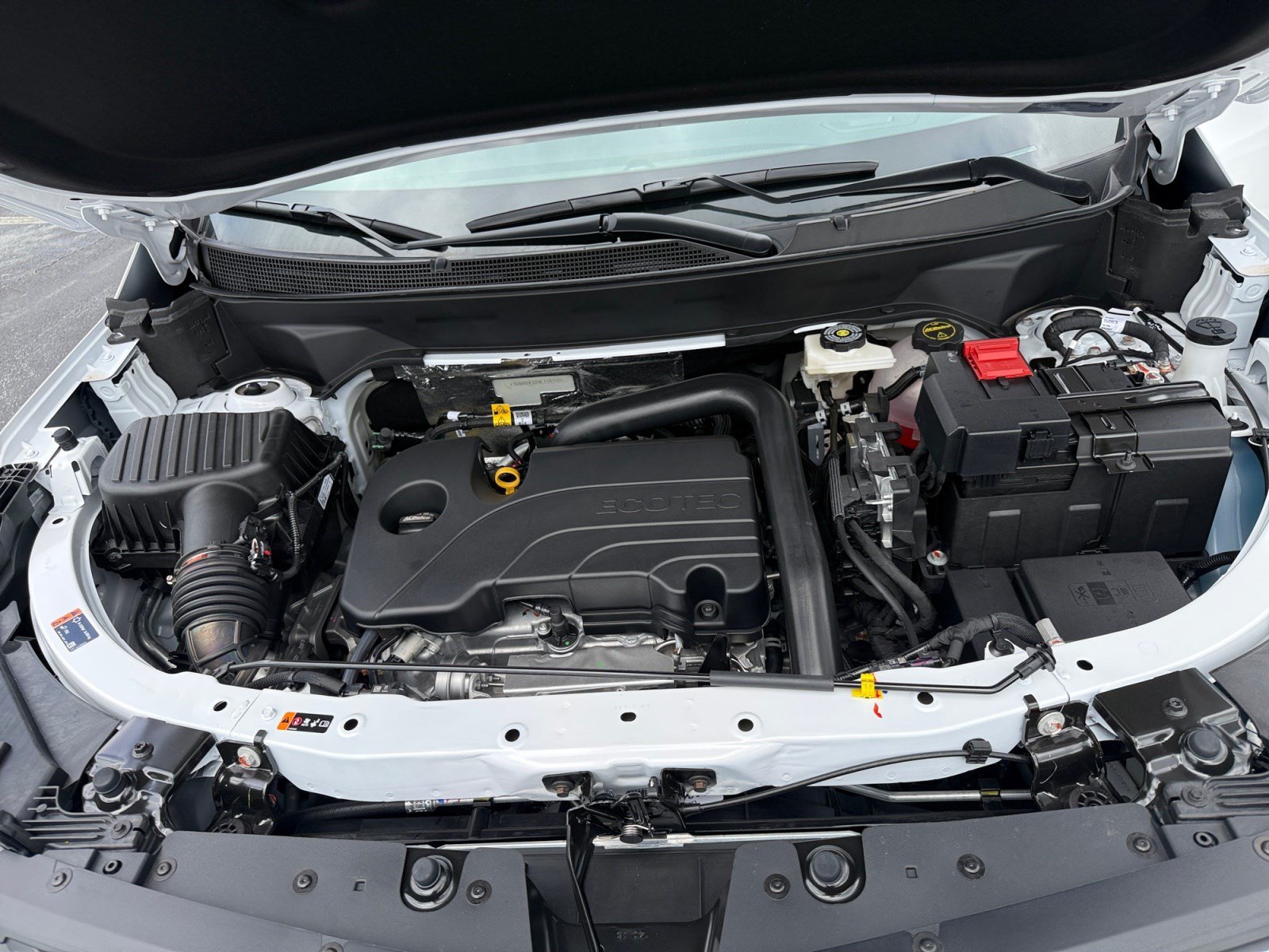 2027 Chevrolet Equinox LT - Photo 30