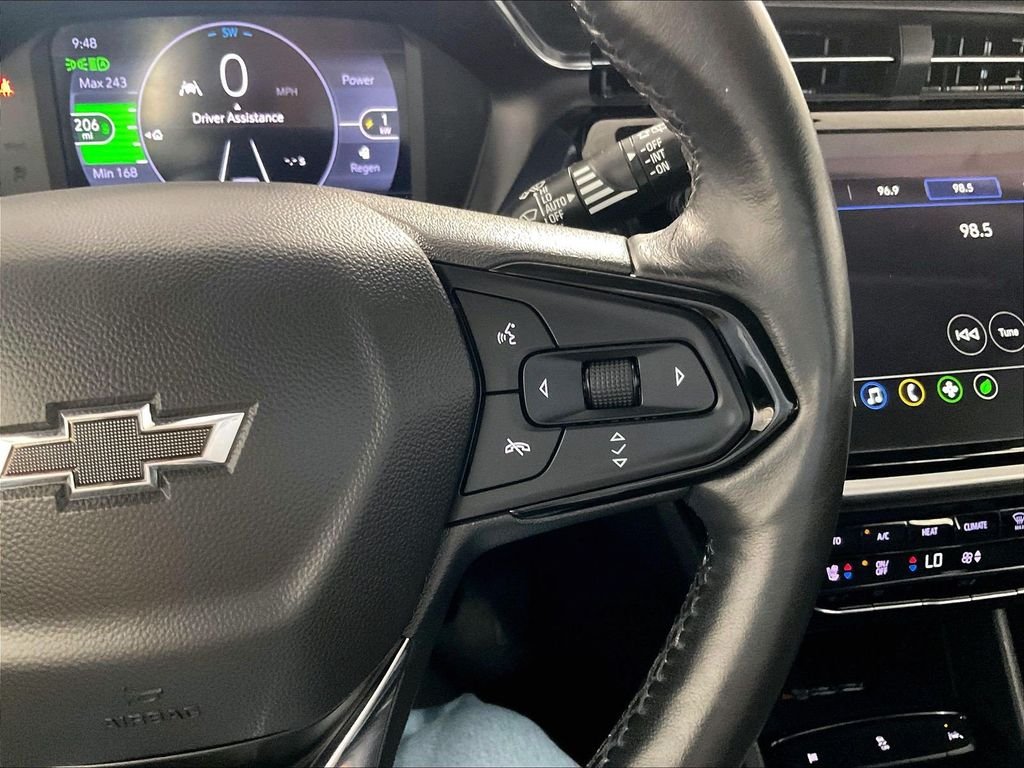 Used 2023 Silver Chevrolet Premier image 23