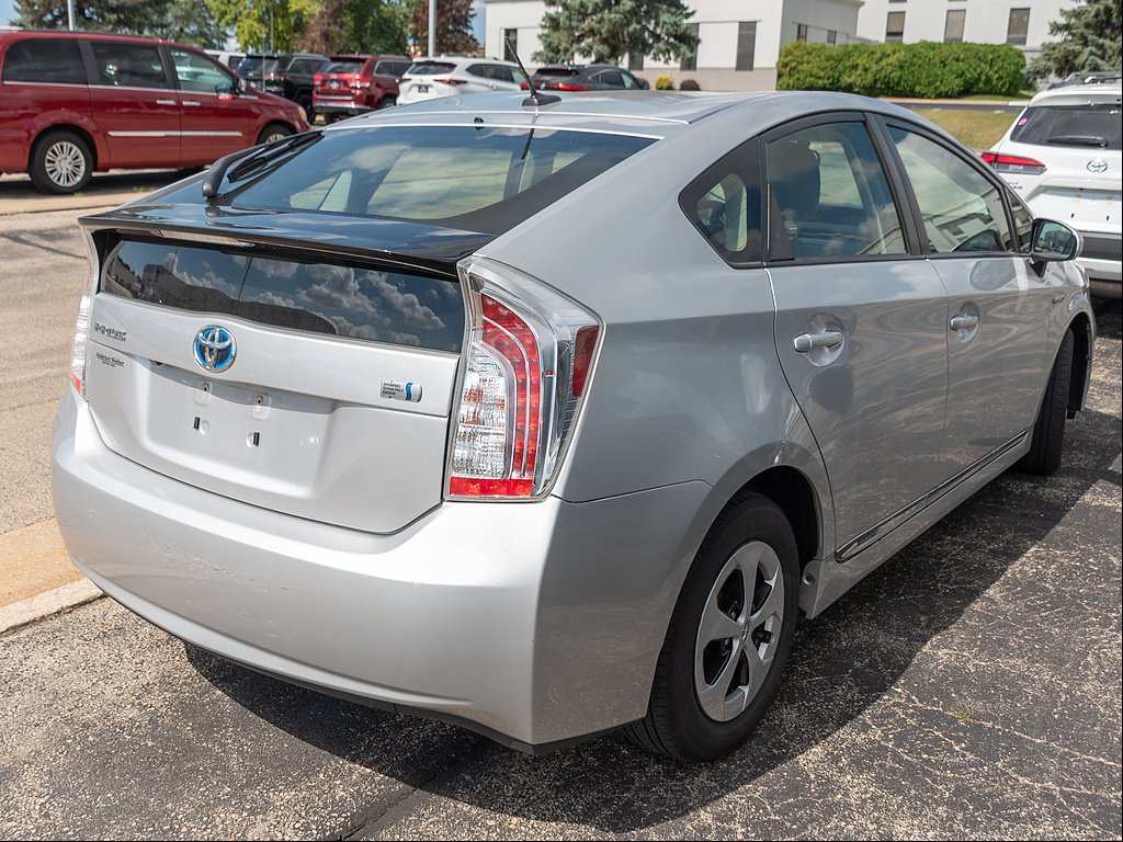 Used 2014 Classic Silver Metallic Toyota Three image 6