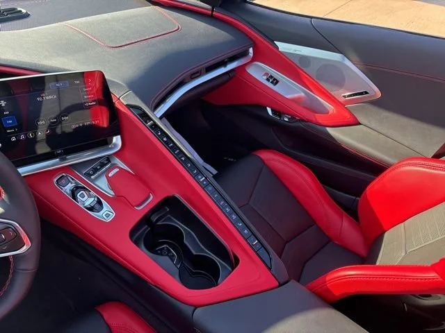 2021 Chevrolet Corvette 2LT - Photo 22