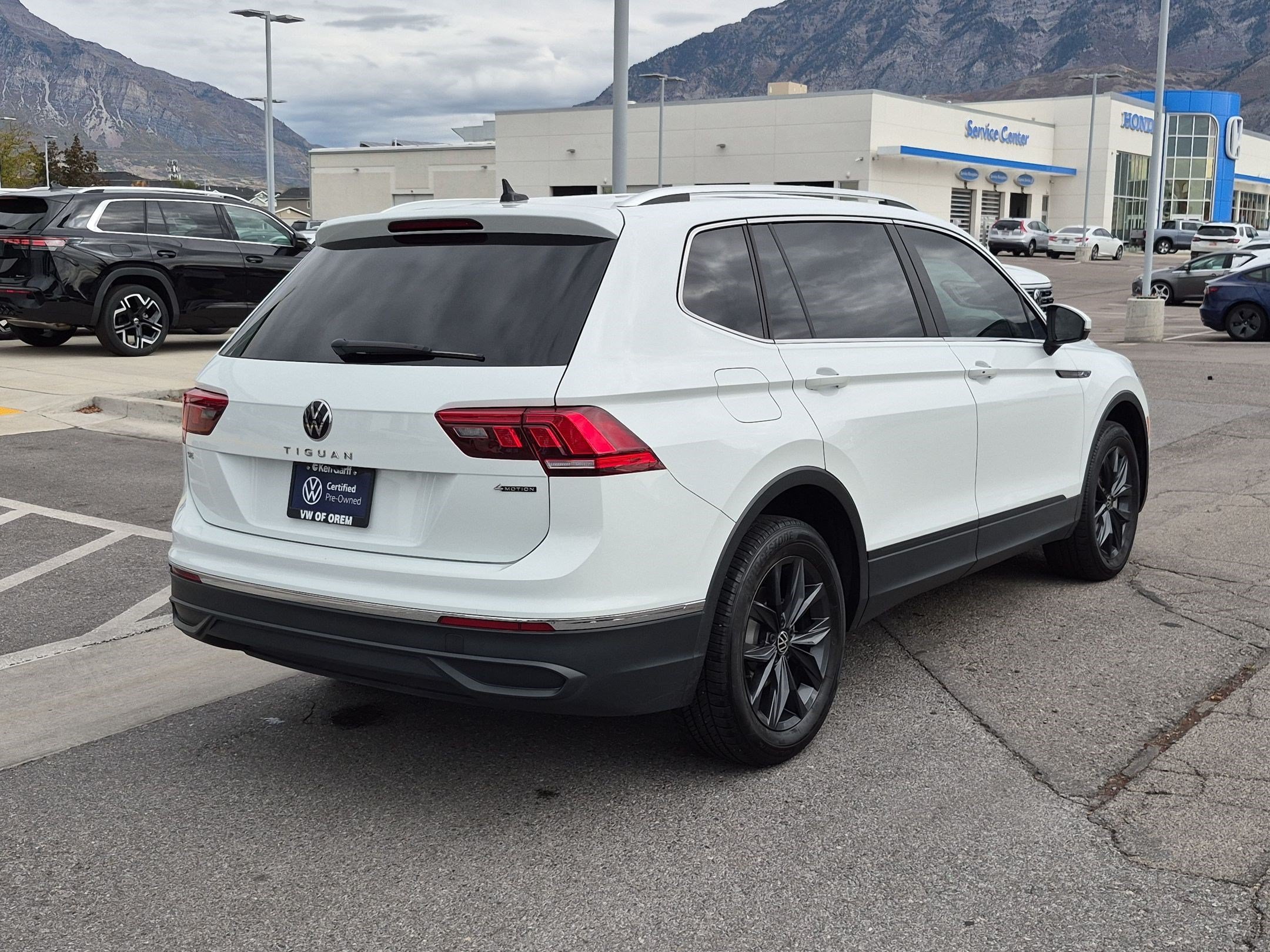 Certified Used 2024 Pure White Volkswagen SE image 3