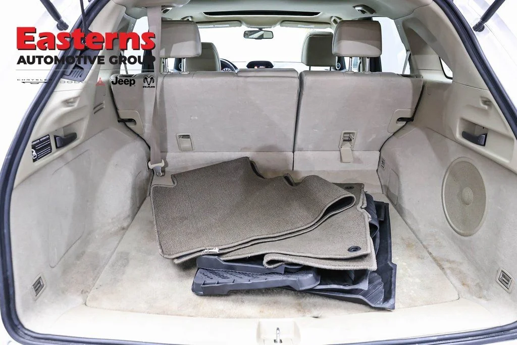 Used 2017 White Acura Base image 9