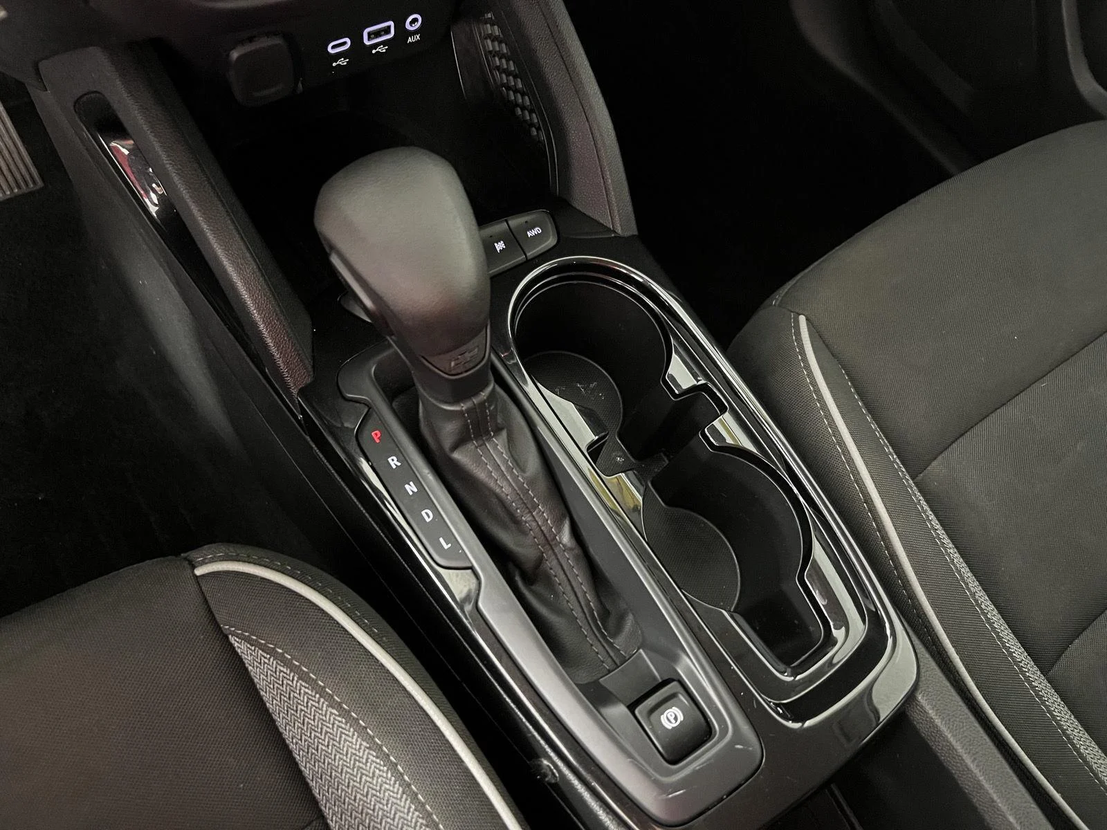 Used 2021 SUMMIT WHITE Chevrolet LS image 5