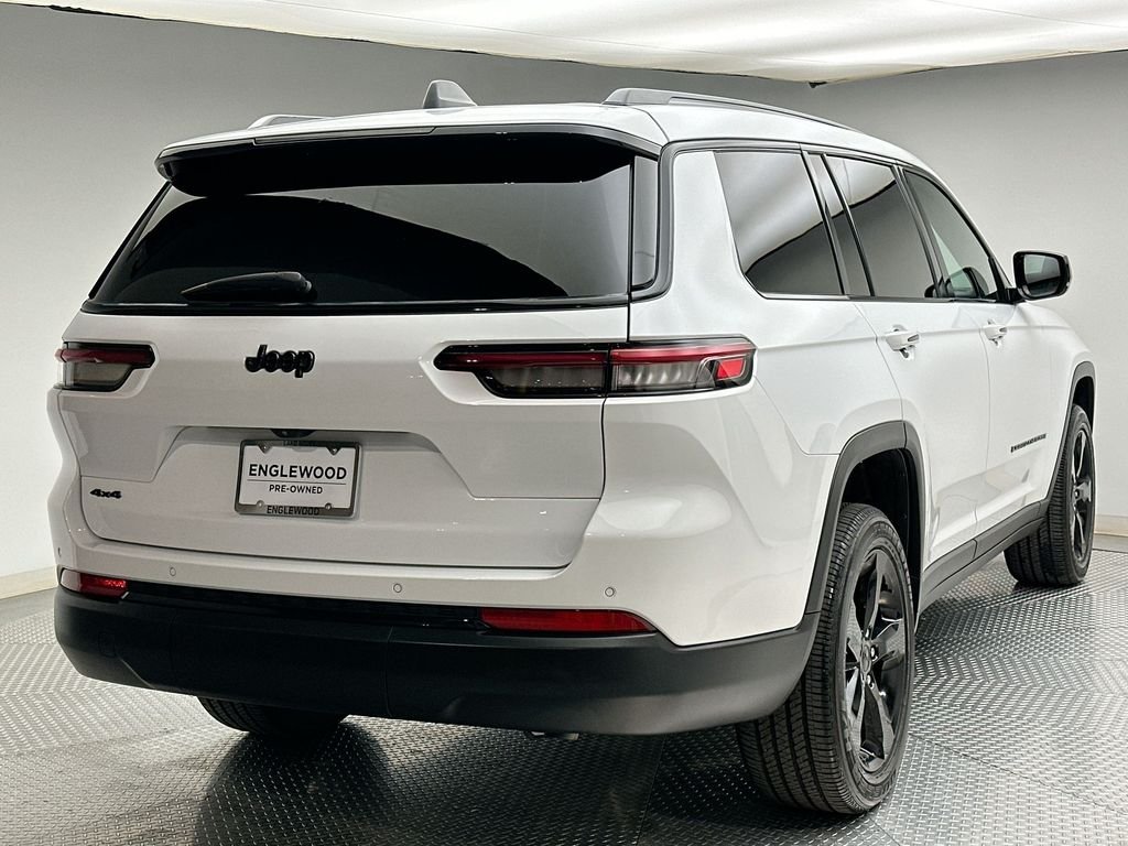 Used 2025 Bright White Clearcoat Jeep Altitude X image 13