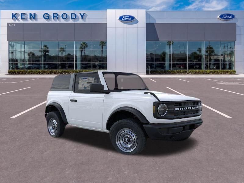 2026 Ford Bronco Base 4x4's photo