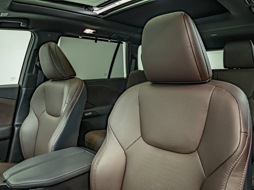 Used 2026 Pearl Lexus 350 Premium image 33