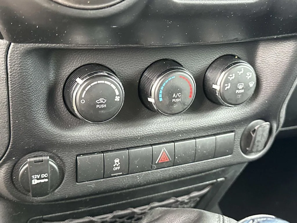 Used 2017 Red Jeep Unlimited Sport image 22