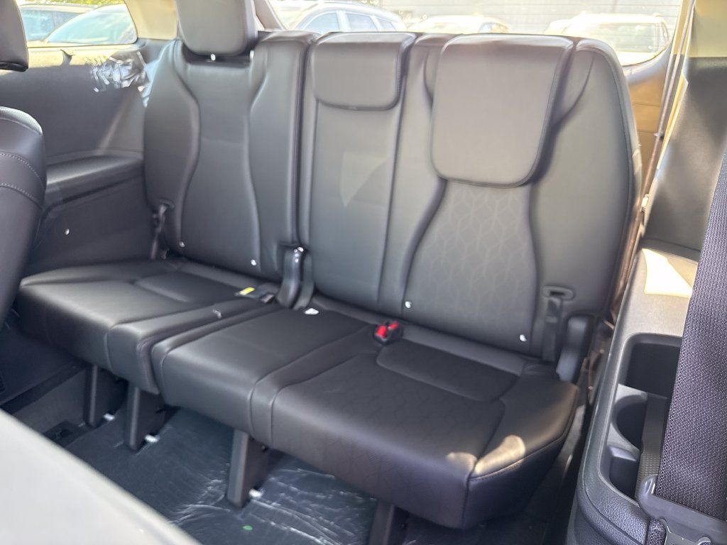 New 2027 Silver Kia EX image 15