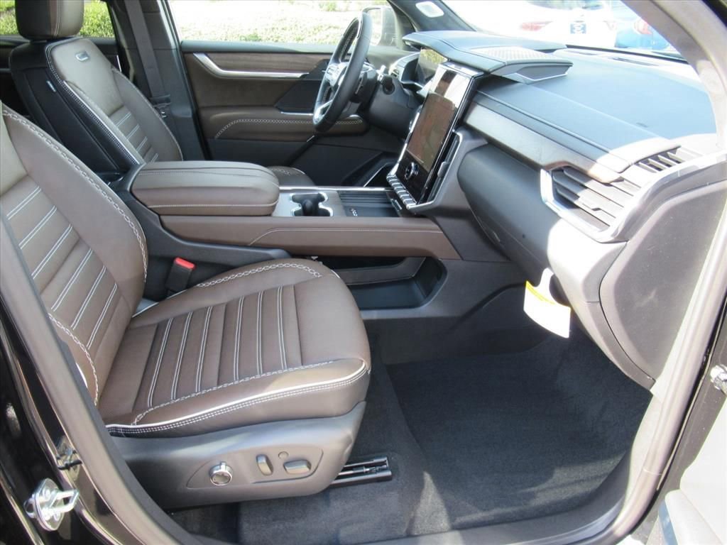 New 2026 Ebony Twilight Metallic GMC Denali Ultimate image 8