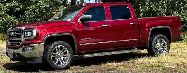 Used 2017 Crimson Red Tintcoat GMC SLT image 5