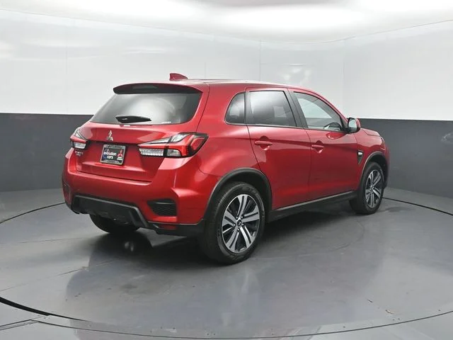 Used 2024 Red Mitsubishi 2.0 ES image 25
