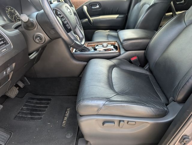 Used 2023 Gray Nissan SL image 15