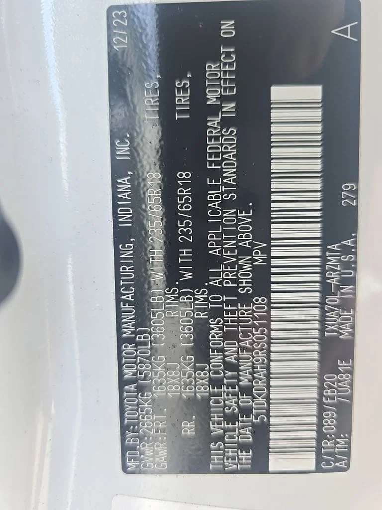 Used 2024 Beige Toyota XLE image 14