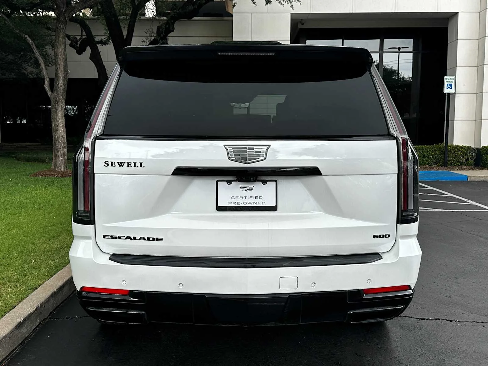 Certified Used 2025 Crystal White Tricoat Cadillac Sport Platinum image 3