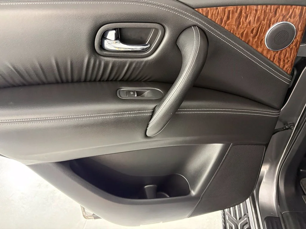 Used 2020 Gray Nissan SL 4WD image 29
