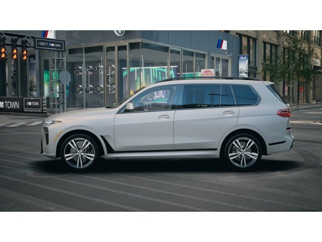 New 2027 Frozen Pure Grey Metallic BMW  image 4