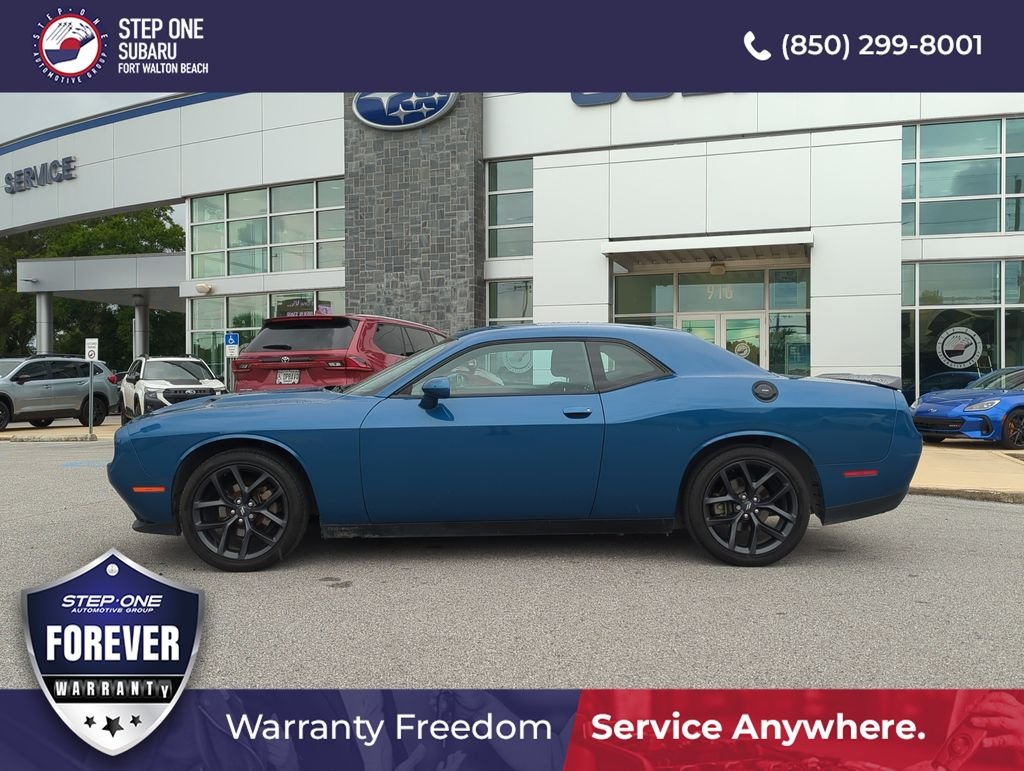 Used 2021 Blue Dodge SXT image 4