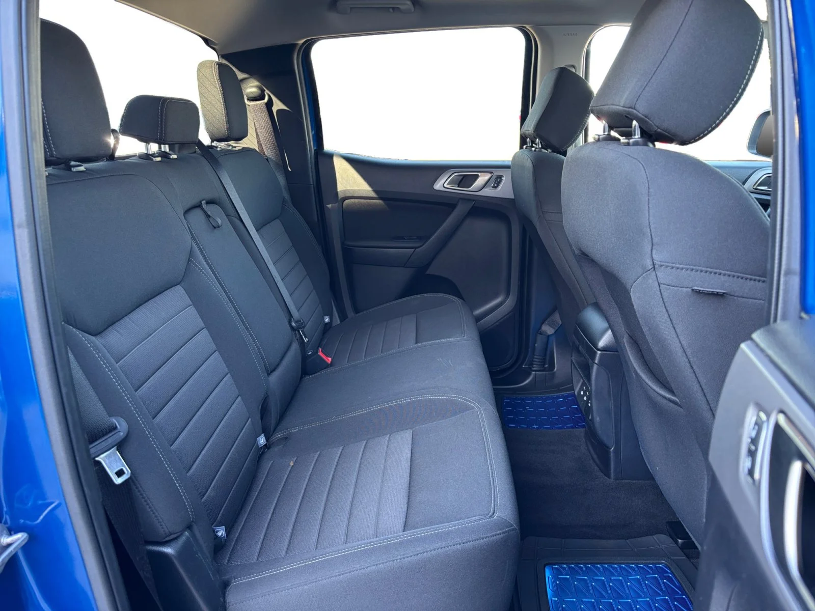 Used 2019 Lightning Blue Metallic Ford XLT image 18