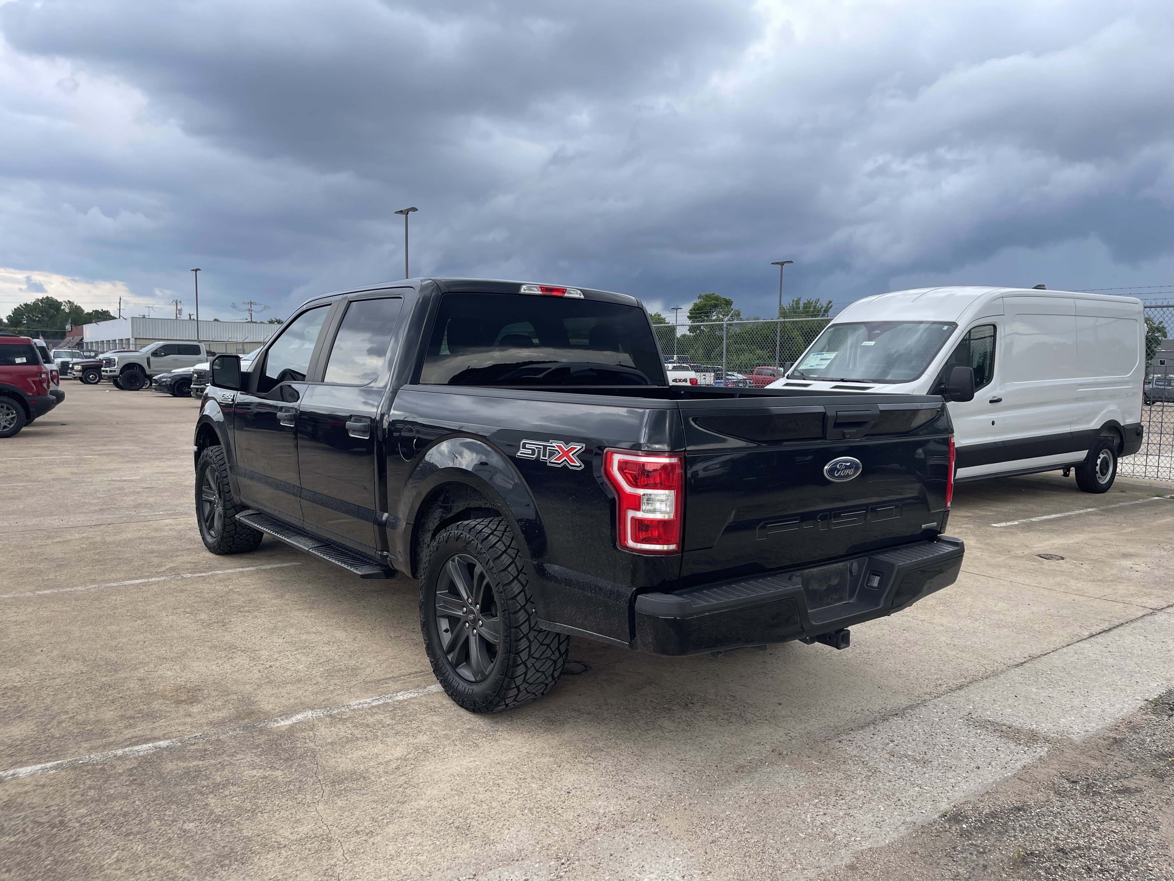 Used 2020 Black Metallic Ford XL image 4
