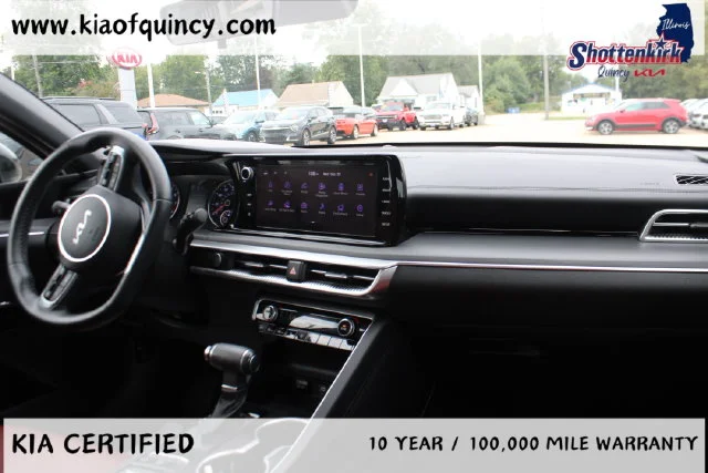 Used 2024 White Kia GT-Line image 9