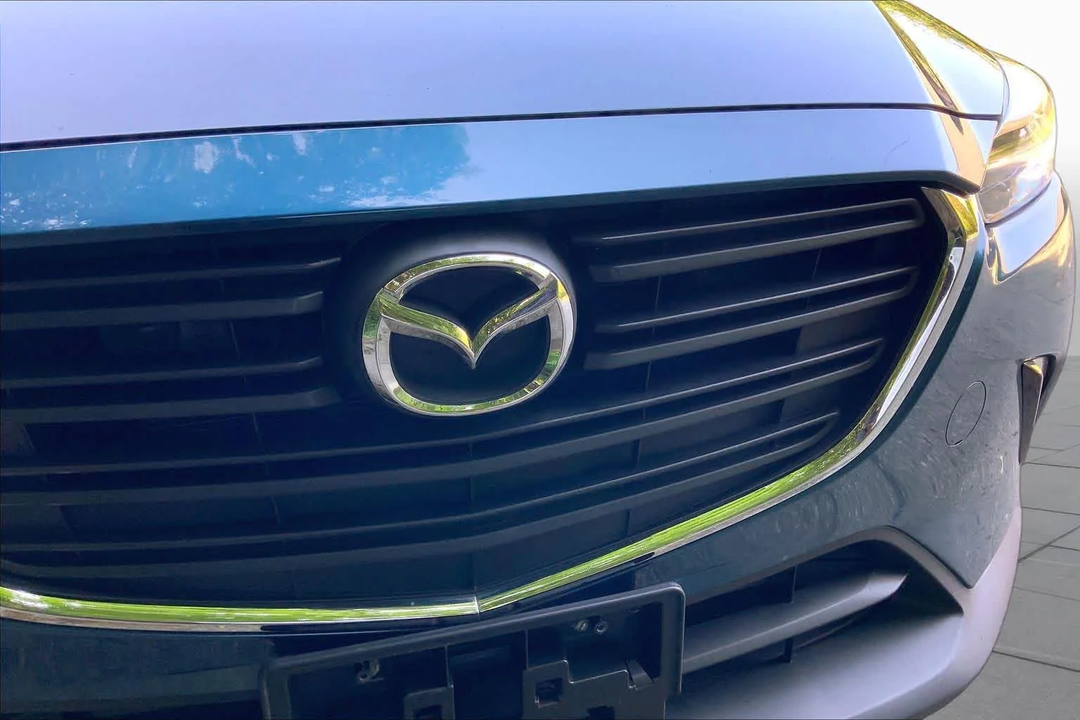 Used 2019 Eternal Blue Mica Mazda Sport image 32