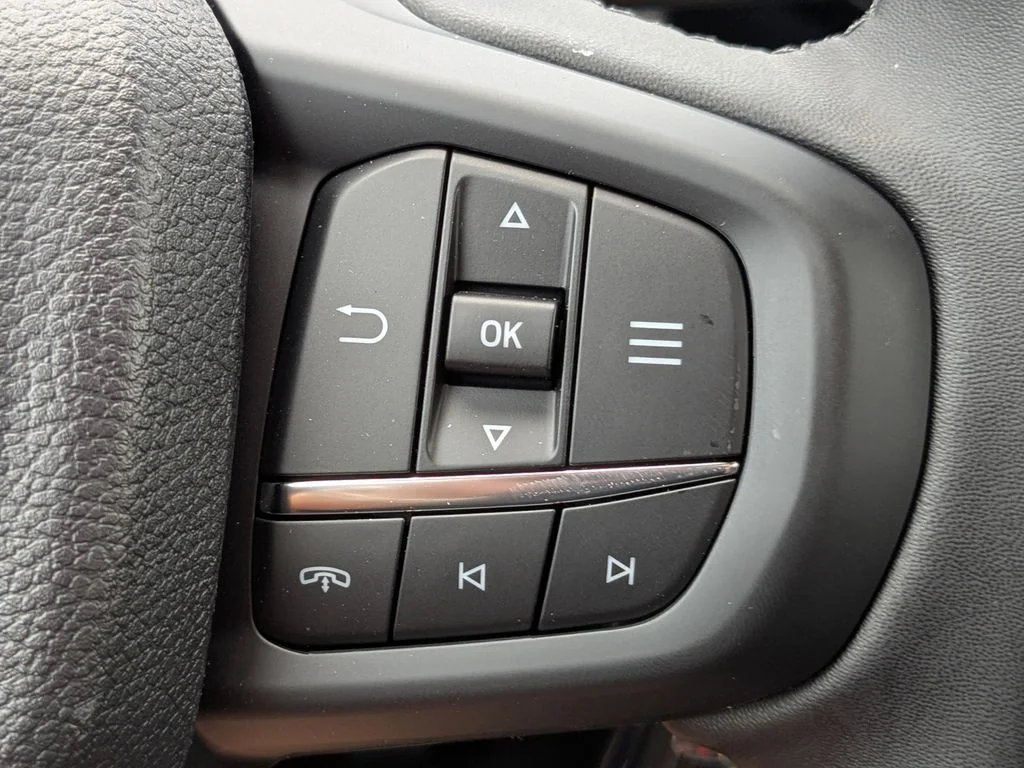 New 2026 Shadow Black Ford XLT image 25