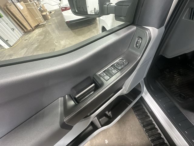 New 2026 Oxford White Ford F-250® XL image 19