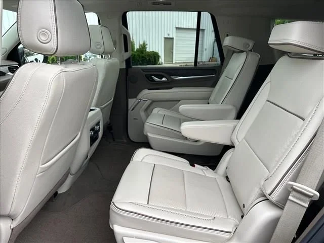 Used 2024 Onyx Black GMC Denali image 17