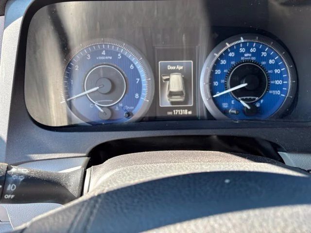 Used 2015 Black Toyota XLE image 13