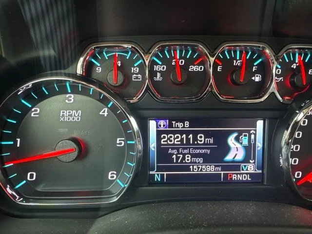 Used 2018 Gray GMC SLT image 14