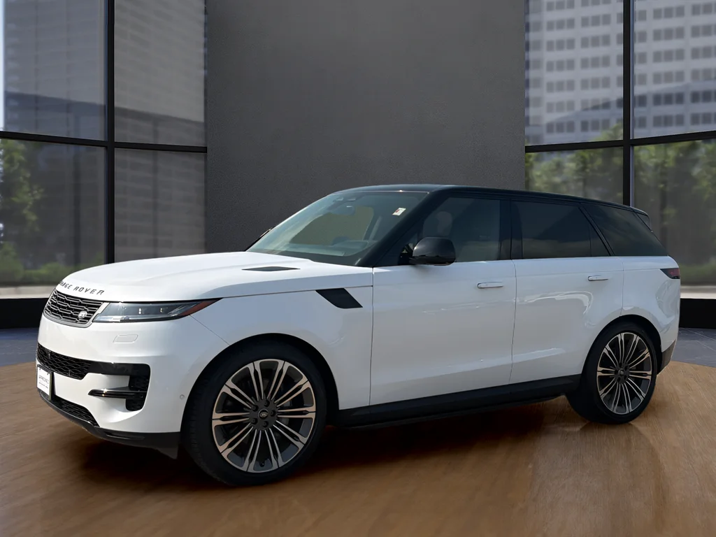 Used 2024 White Land Rover SE image 12